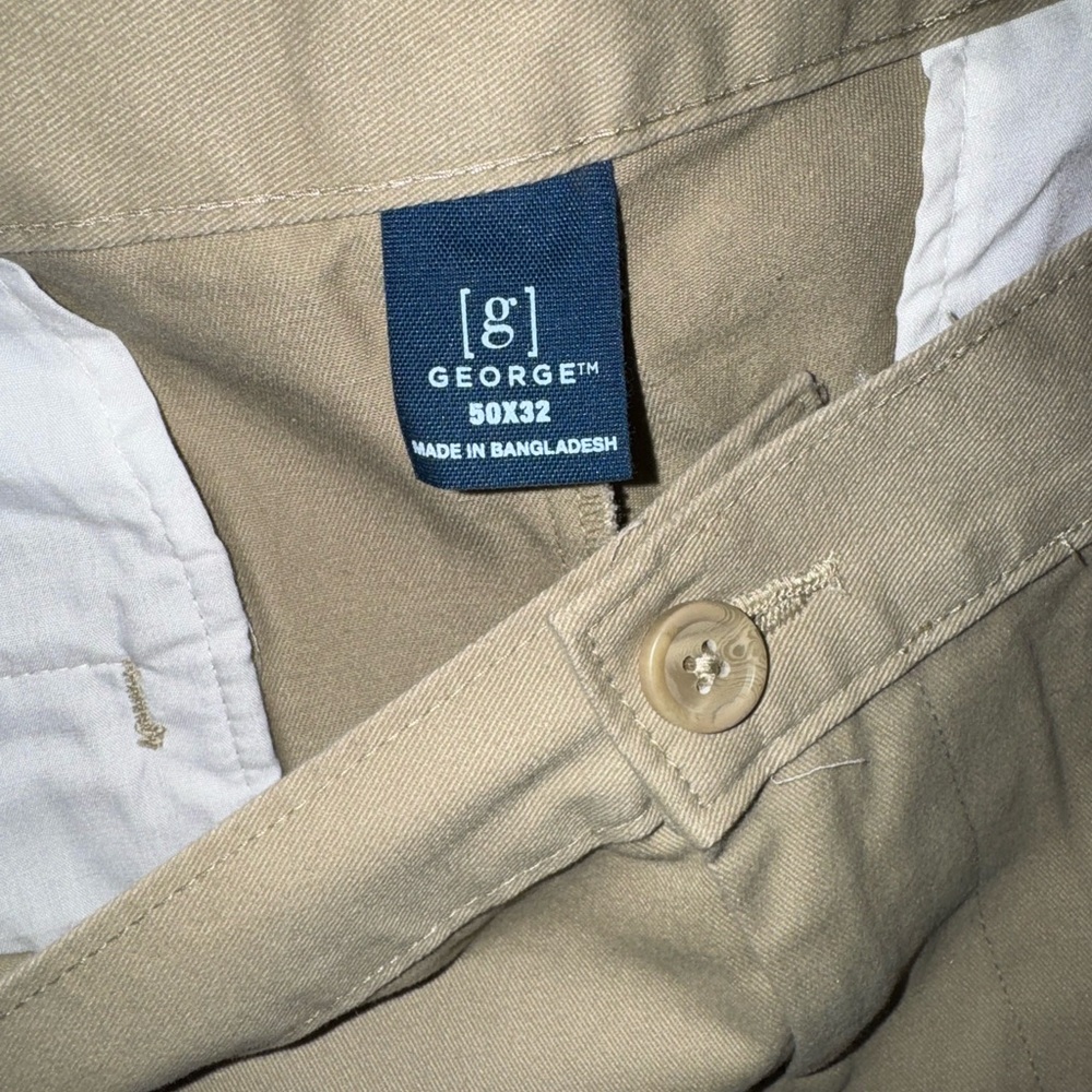Men’s size 50x32 classic khaki pants - Picture 4 of 4